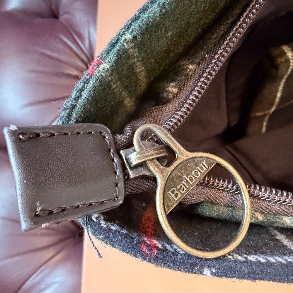 Barbour Witford tartan tote bag - Picture 8 of 9